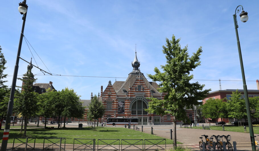Vue d'un bâtiment historique à Bruxelles.