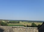 Vue panoramique sur campagne et champs verdoyants